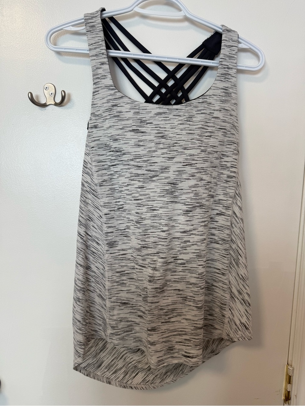 lululemon athletica Space-Dye Strappy Back Tank w/ build in bra